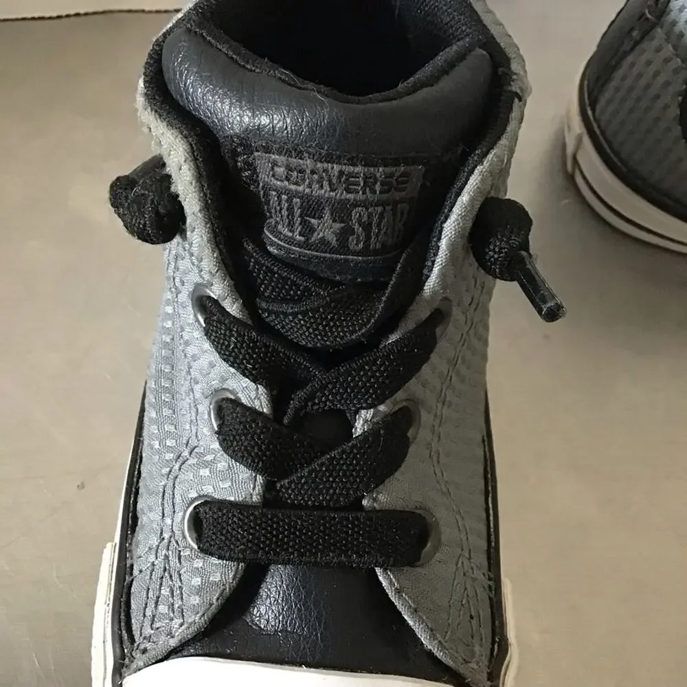 Converse All Star Chuck Taylors no tie high tops 6